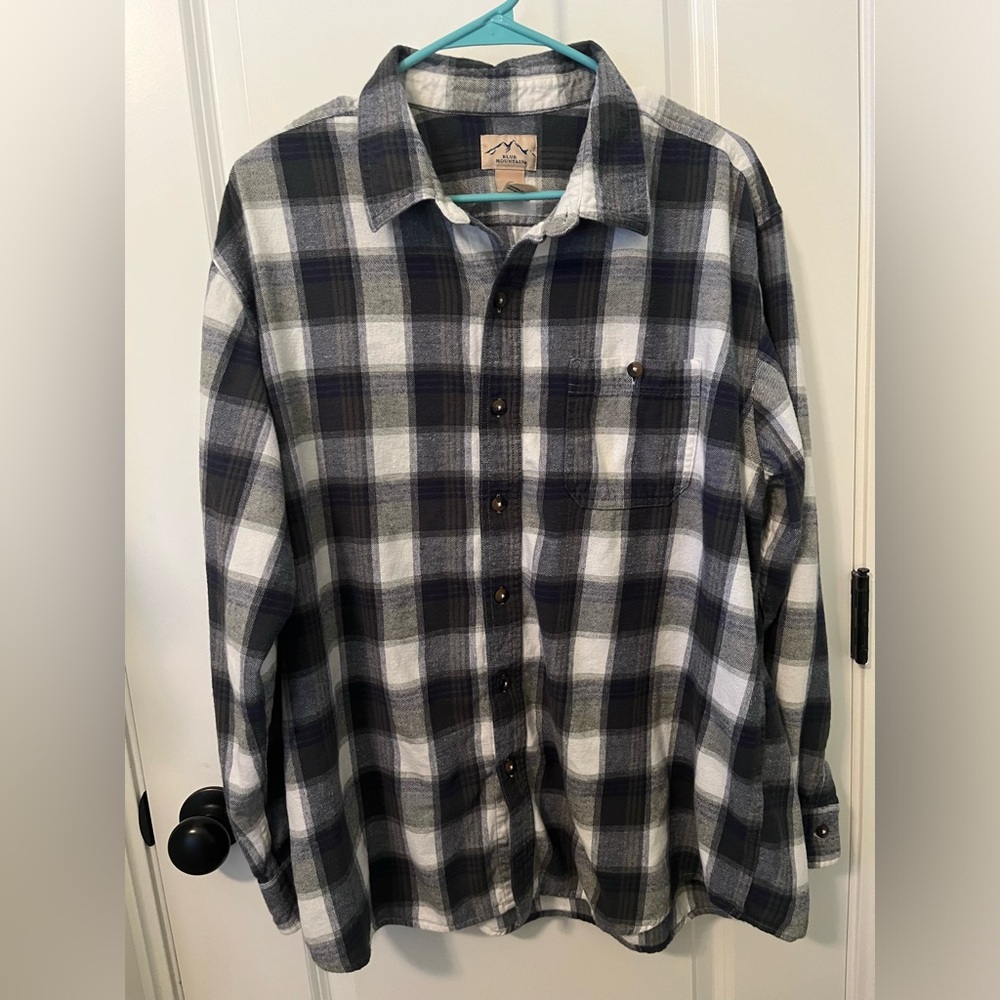 Blue Mountain Men's Flannel Button Up Shirt Long Sleeve Blue White Plaid XL